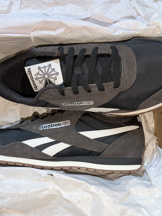 Reebok Other - Reebok Mens 10.5 Classic Running Black/Chalk